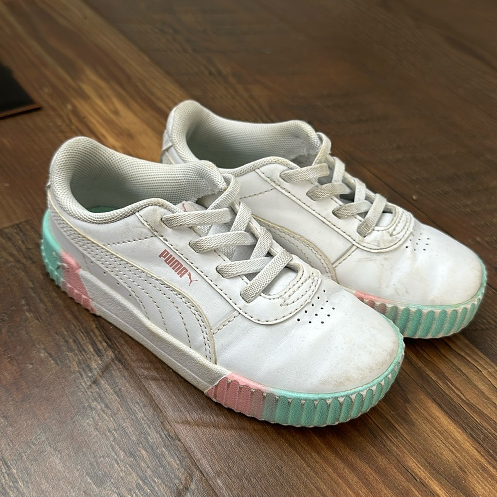 Girls Puma Sneakers